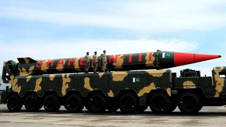 hindistan-ve-pakistan-askeri-olarak-kim-daha-ustun-thS2uspW.jpg