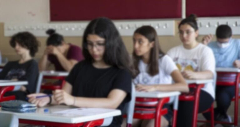 lisede-skandal-kurallar-tepki-cekti-valilik-sorusturma-baslatti-7UYSchv7.jpg